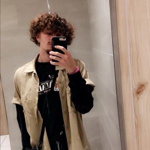 Meet your Posher, Ladislav